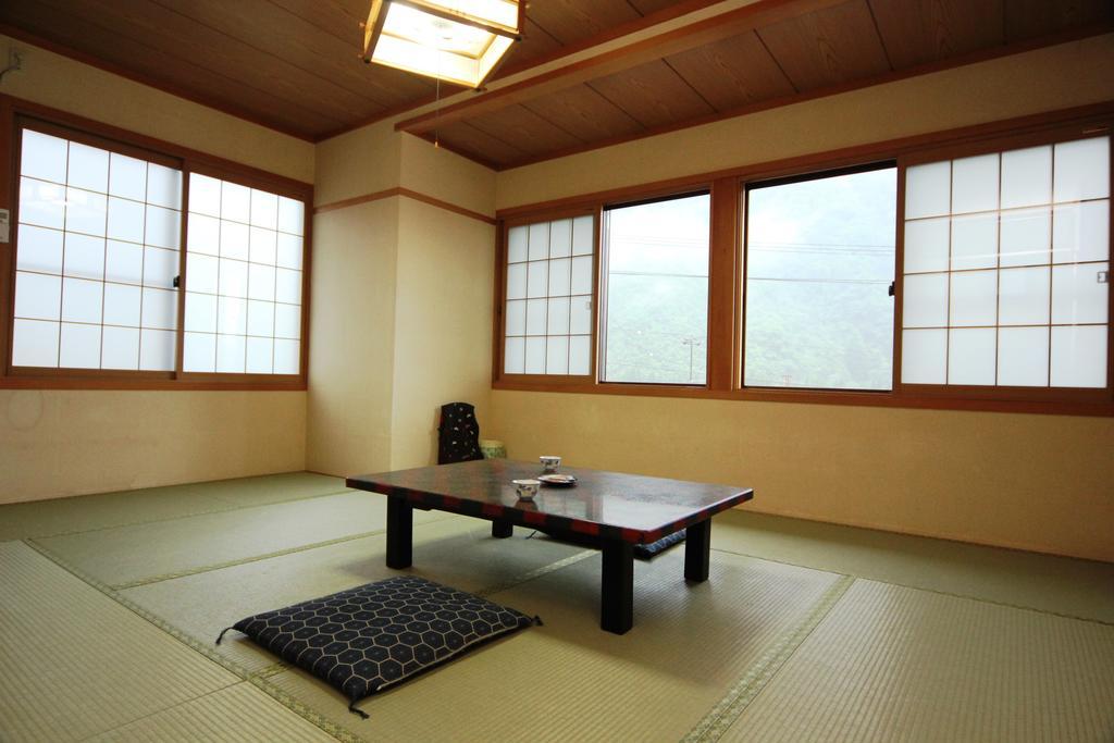 Jinkuro Hotel Takayama  Quarto foto